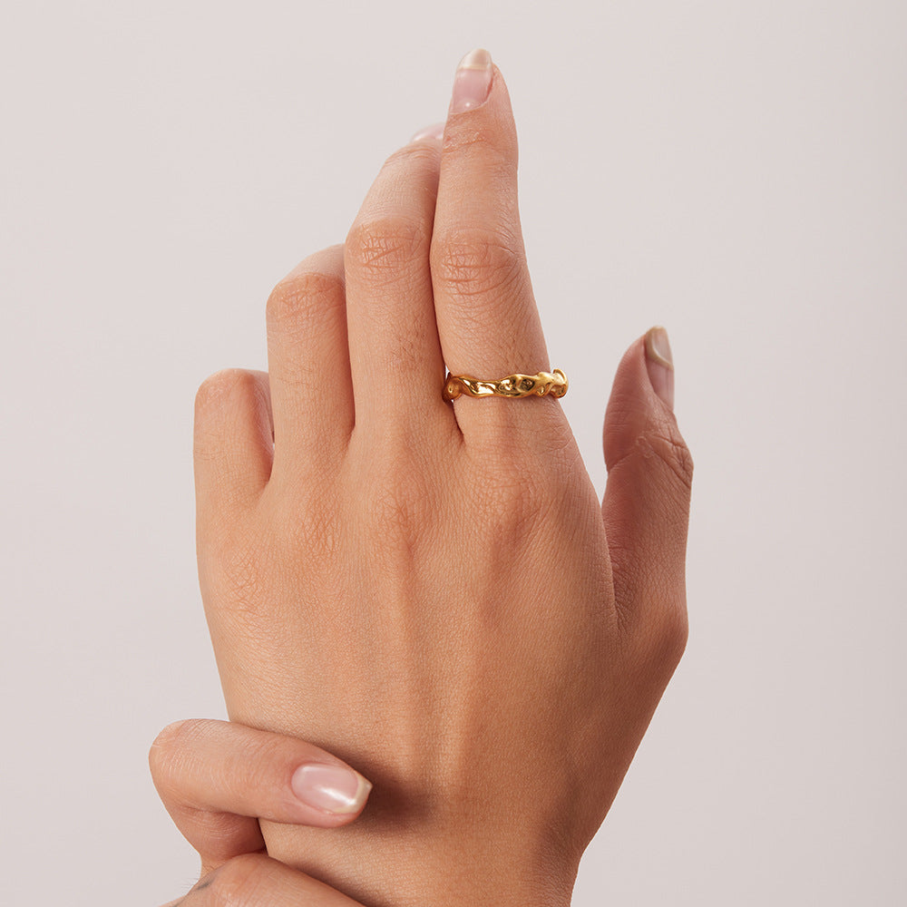 Venta al por mayor Anillos De Acero Inoxidable Chapado En Oro
